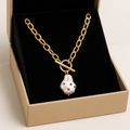 Collar Cosmic Pearl Baño de Oro