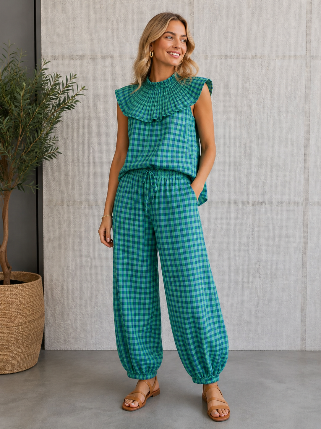 Moda de Cuadros Vichy Flúor | Elige entre Pantalón Bombacho o Recto, Blusa o Falda