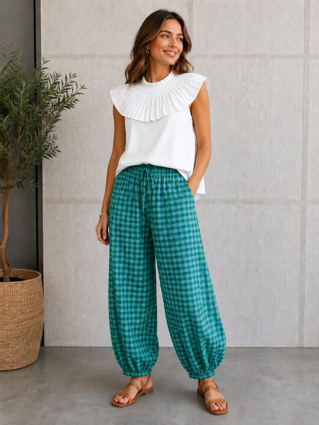 Moda de Cuadros Vichy Flúor | Elige entre Pantalón Bombacho o Recto, Blusa o Falda