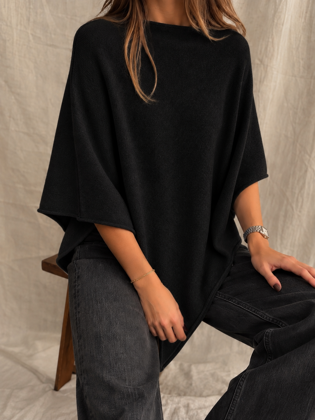 Asymmetrischer Strickponcho mit V-Ausschnitt | Einheitsgröße (XS bis XL)
