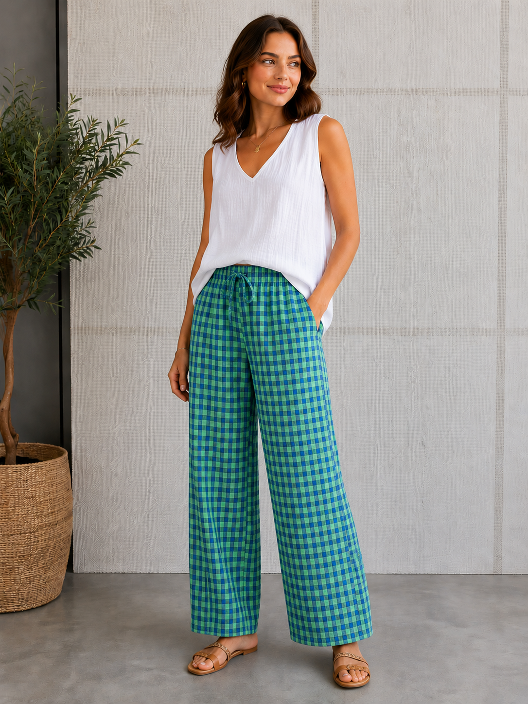 Moda de Cuadros Vichy Flúor | Elige entre Pantalón Bombacho o Recto, Blusa o Falda