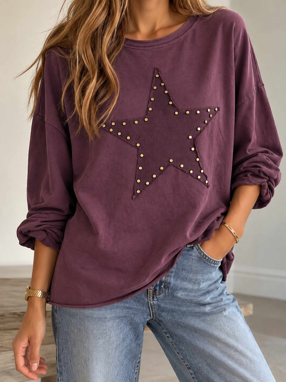 Camiseta Estrella con Tachuelas con bajo doblado