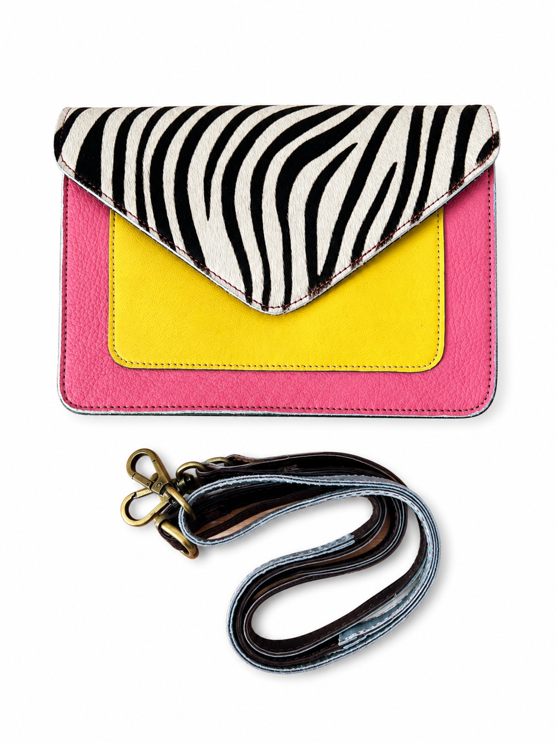 Bolso de Piel Animal Print con Hebilla Decorativa | Fabricado con Recortes, no hay 2 iguales