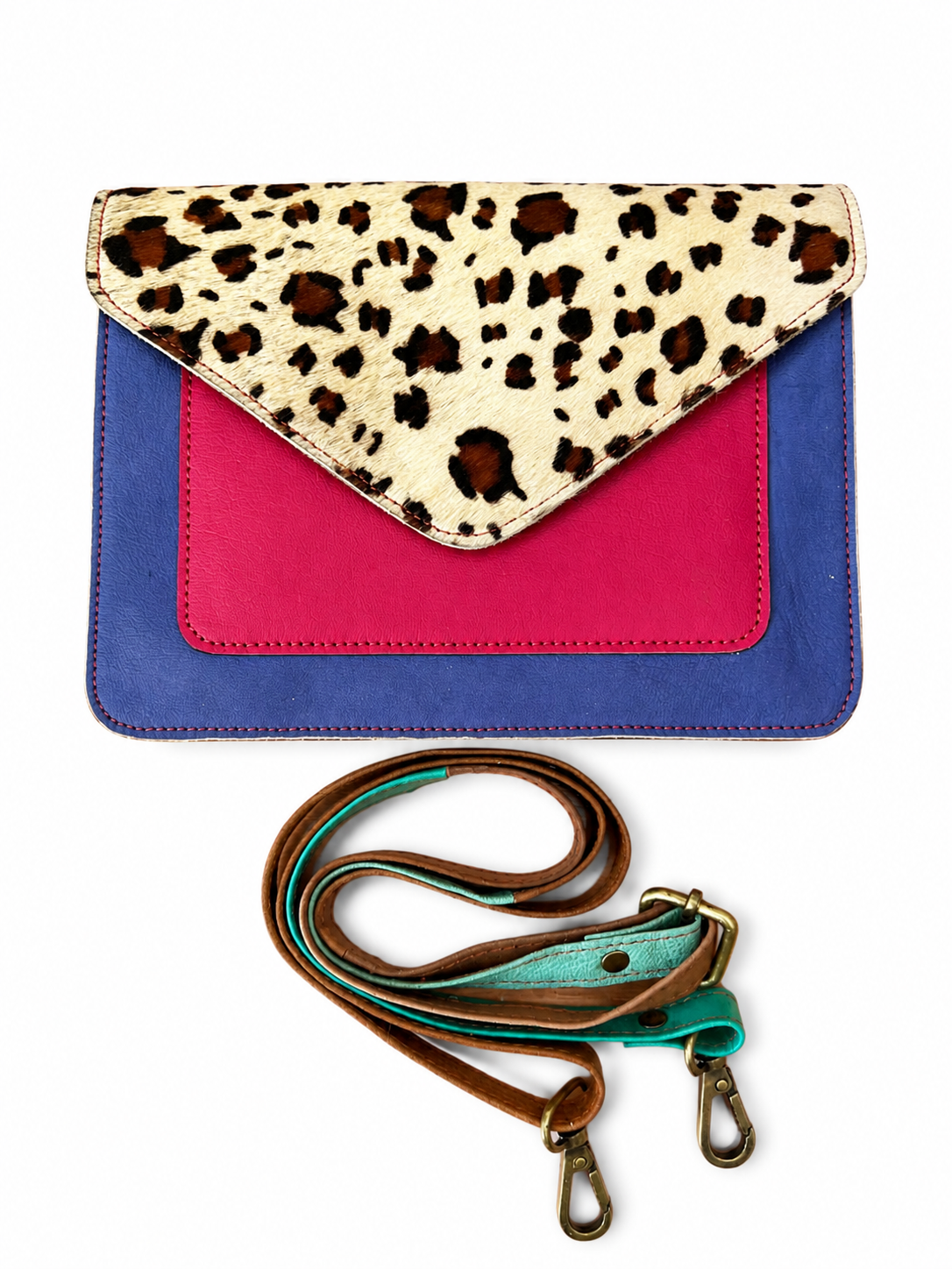 Bolso de Piel Animal Print con Hebilla Decorativa | Fabricado con Recortes, no hay 2 iguales