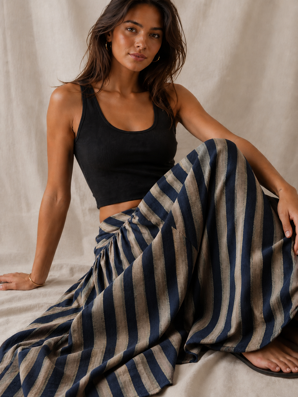 Falda Asimétrica Bicolor de Rayas con textura | Otoño