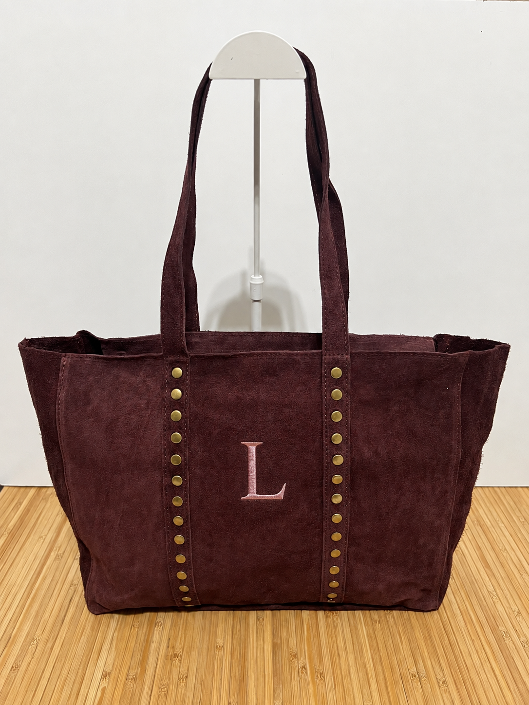 Bolso Shopper de Piel Serraje con Tachuelas Personalizable – 35×28×10 cm
