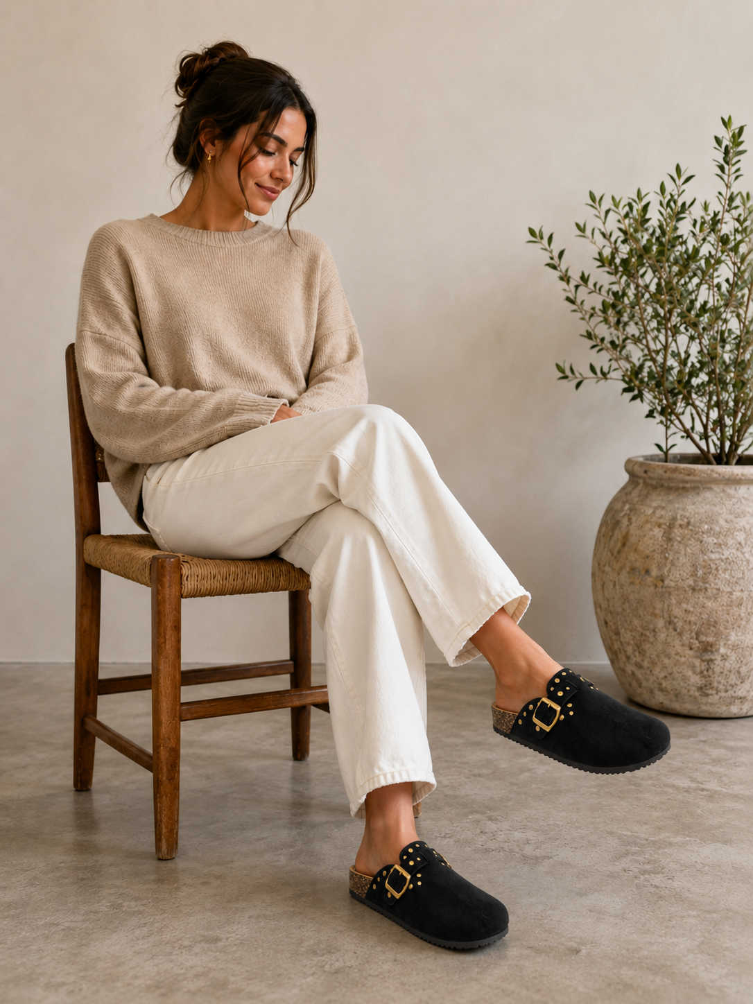 Zuecos Plataforma con Tachas para Primavera | Con Hebilla y Suela Ergonómica