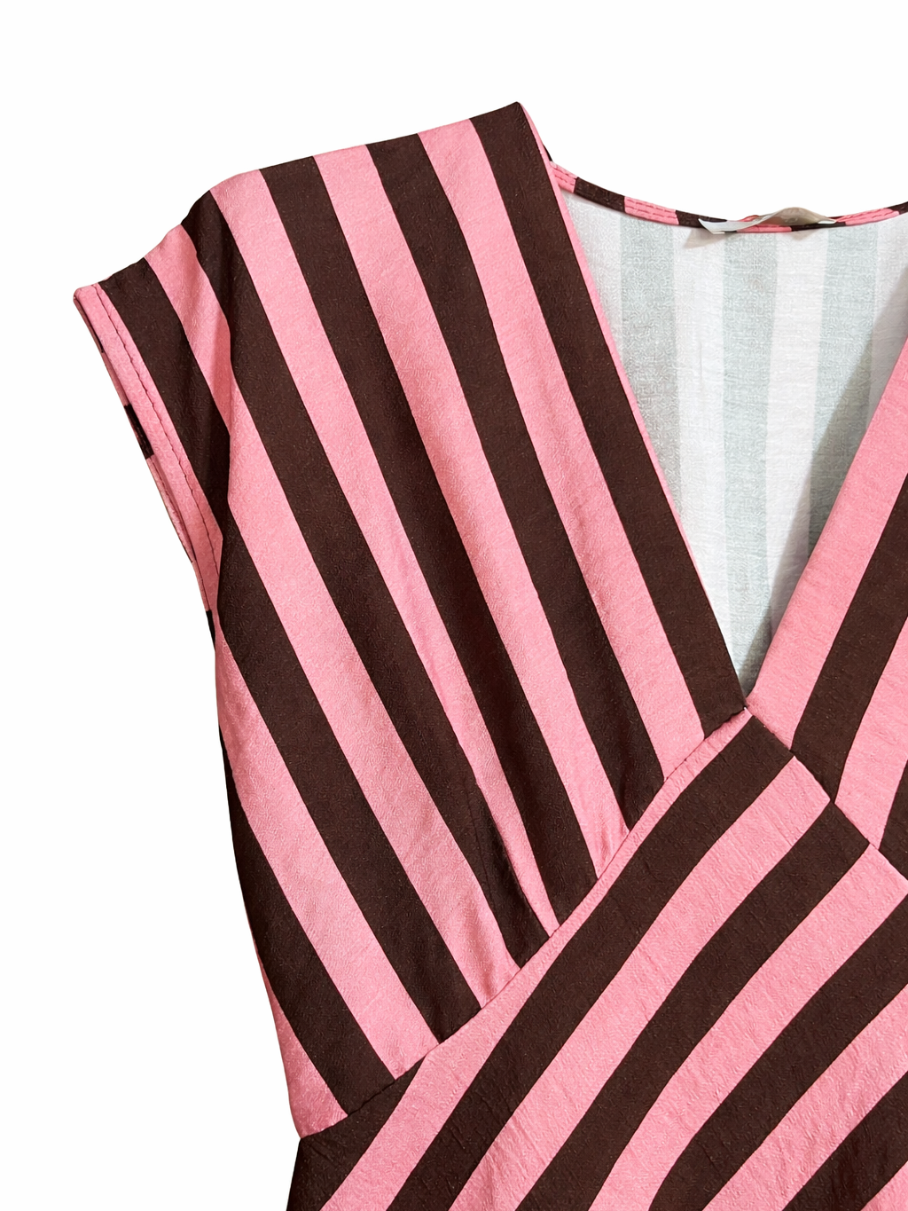 Vestido de Rayas Bicolor Largo con Corte Asimétrico – Sin Mangas