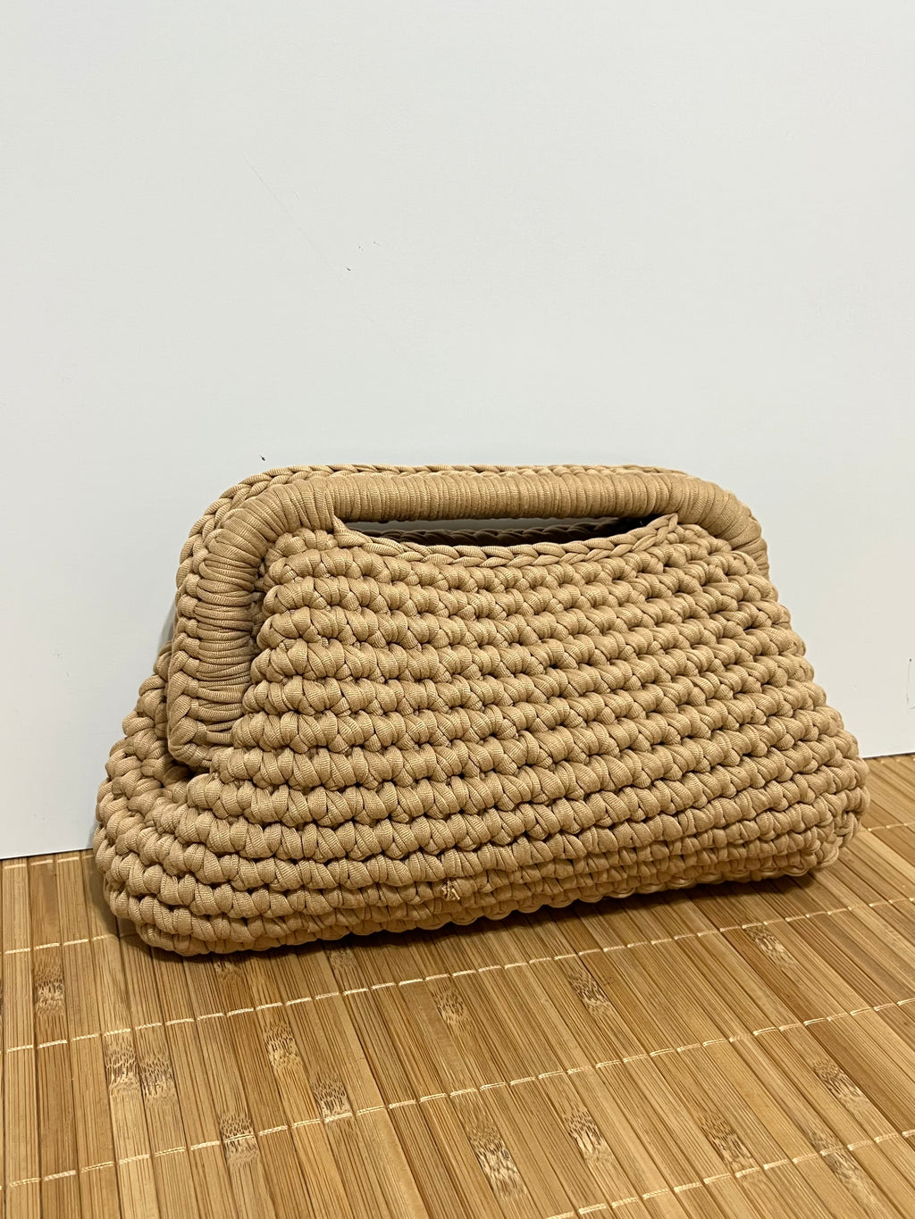 Bolso Crochet con Cadena Dorada | Bolso de Mano con Correa Desmontable 20x12x15 cm