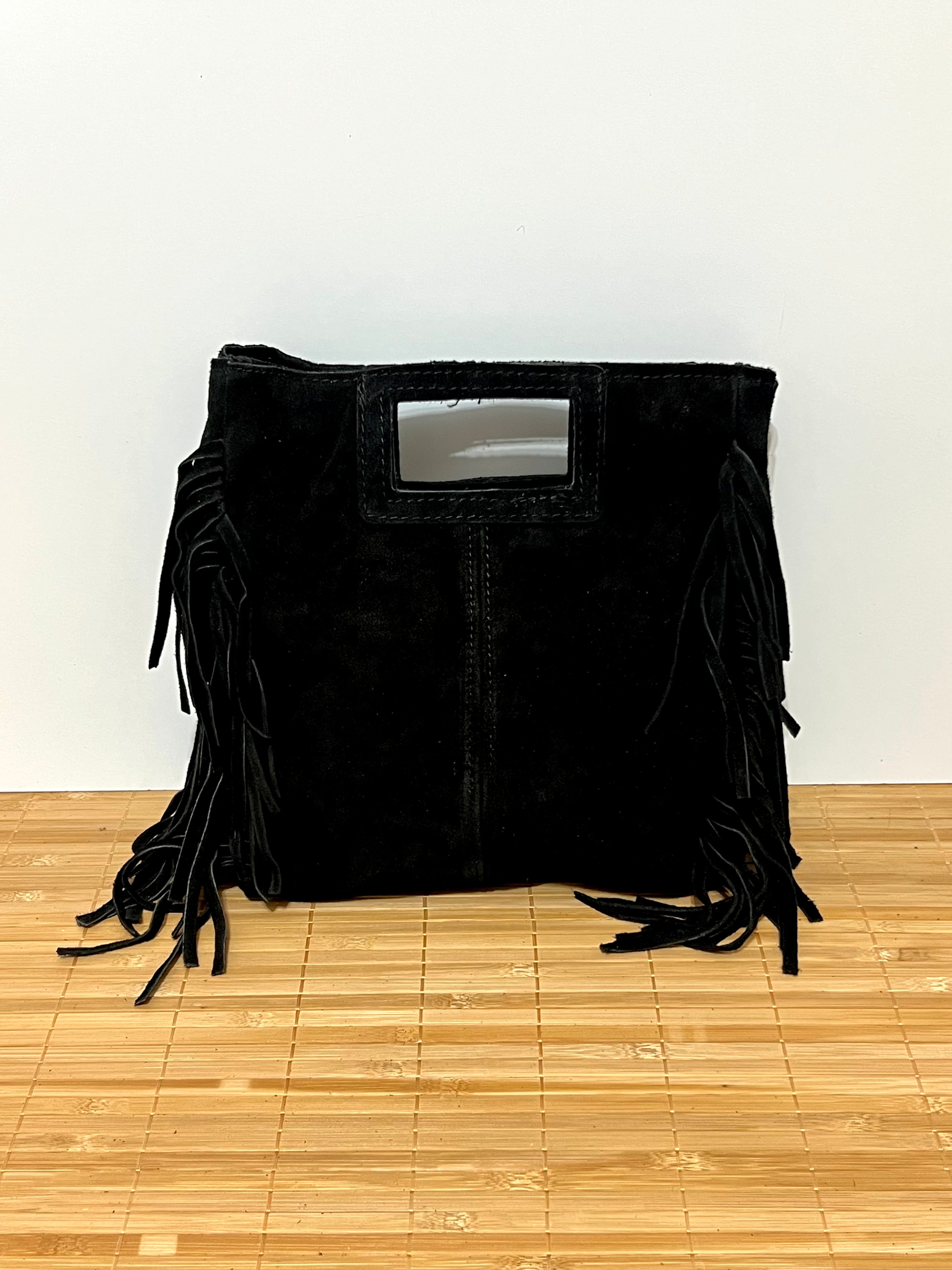 Bolso de piel serraje con flecos y con asa larga de hombro para colgar  – 27x25x7 cm