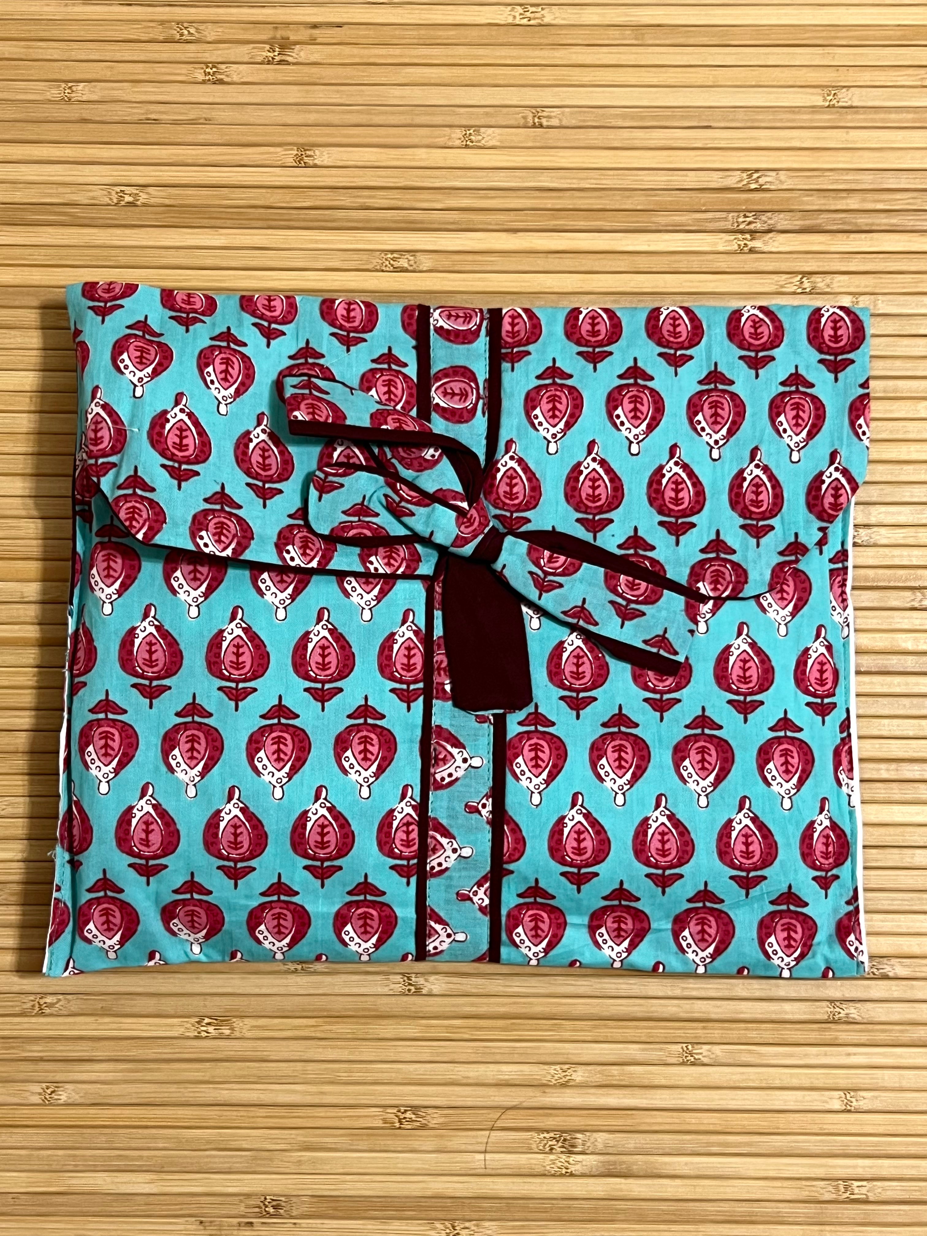 Pijama Corto de Algodón de la India para Mujer | Camisa de Manga Corta y Short con Bolsa