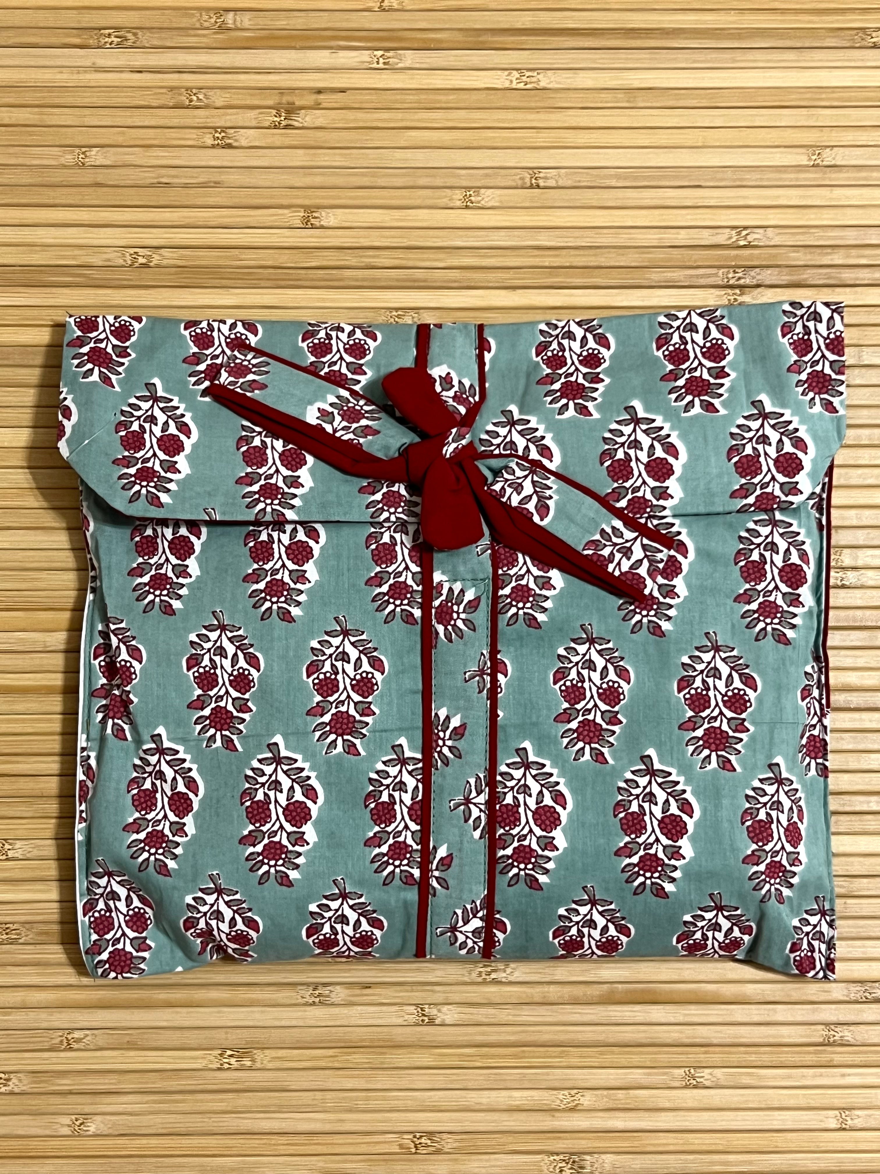 Pijama Corto de Algodón de la India para Mujer | Camisa de Manga Corta y Short con Bolsa