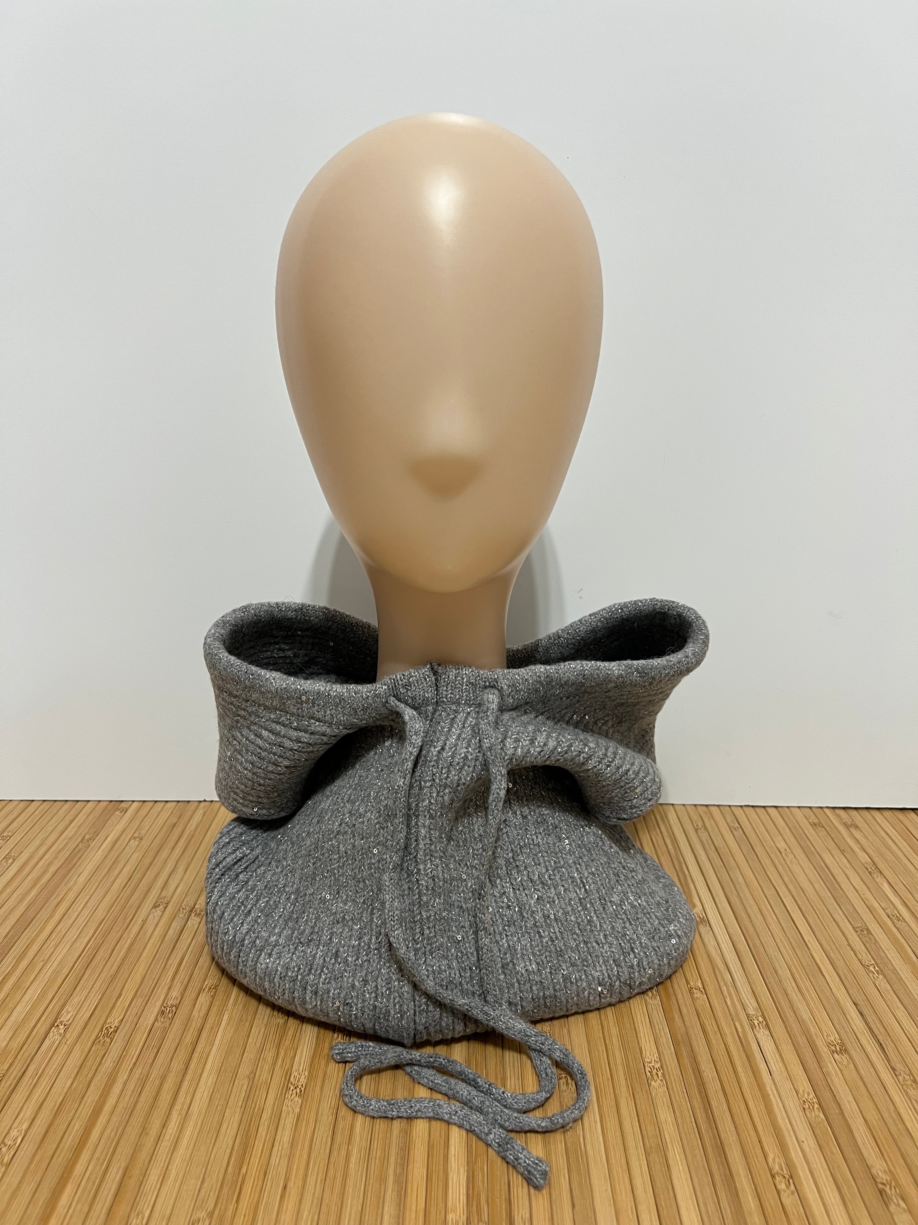 Balaclava Brillo Ligero de Punto y Cordón Ajustable