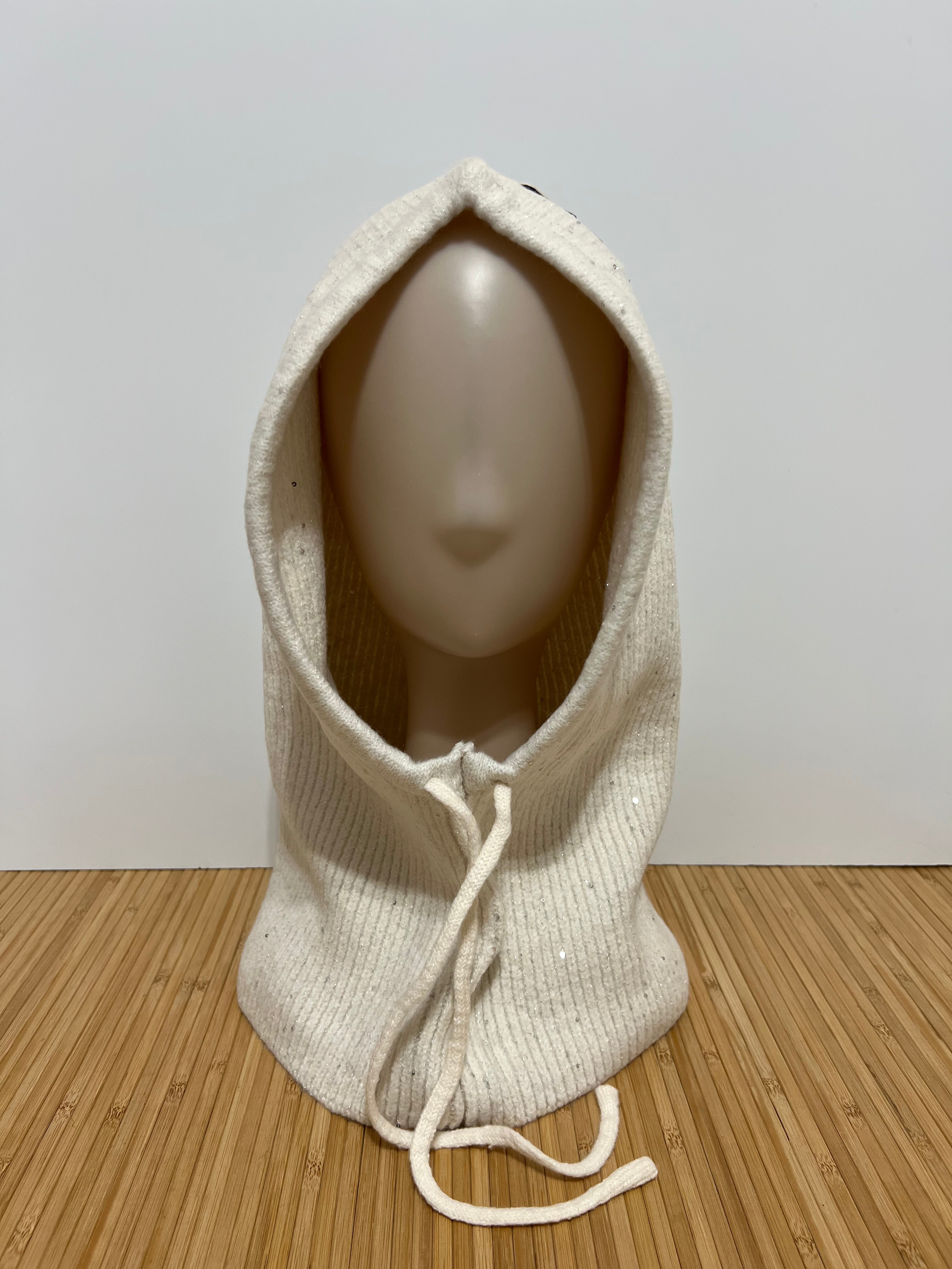 Balaclava Brillo Ligero de Punto y Cordón Ajustable
