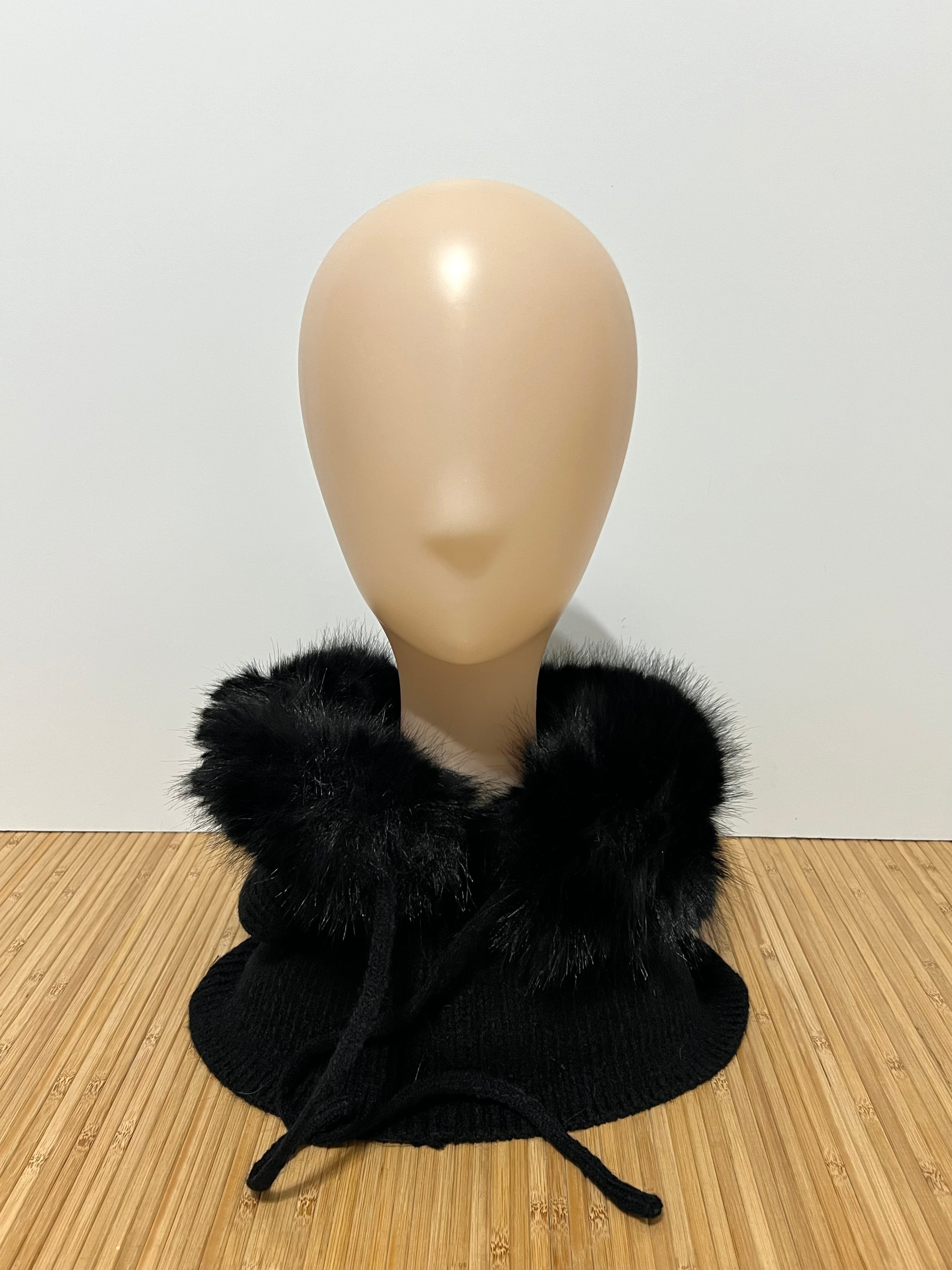 Balaclava de Punto con Pelo en la Capucha Mujer | Elegante y suave
